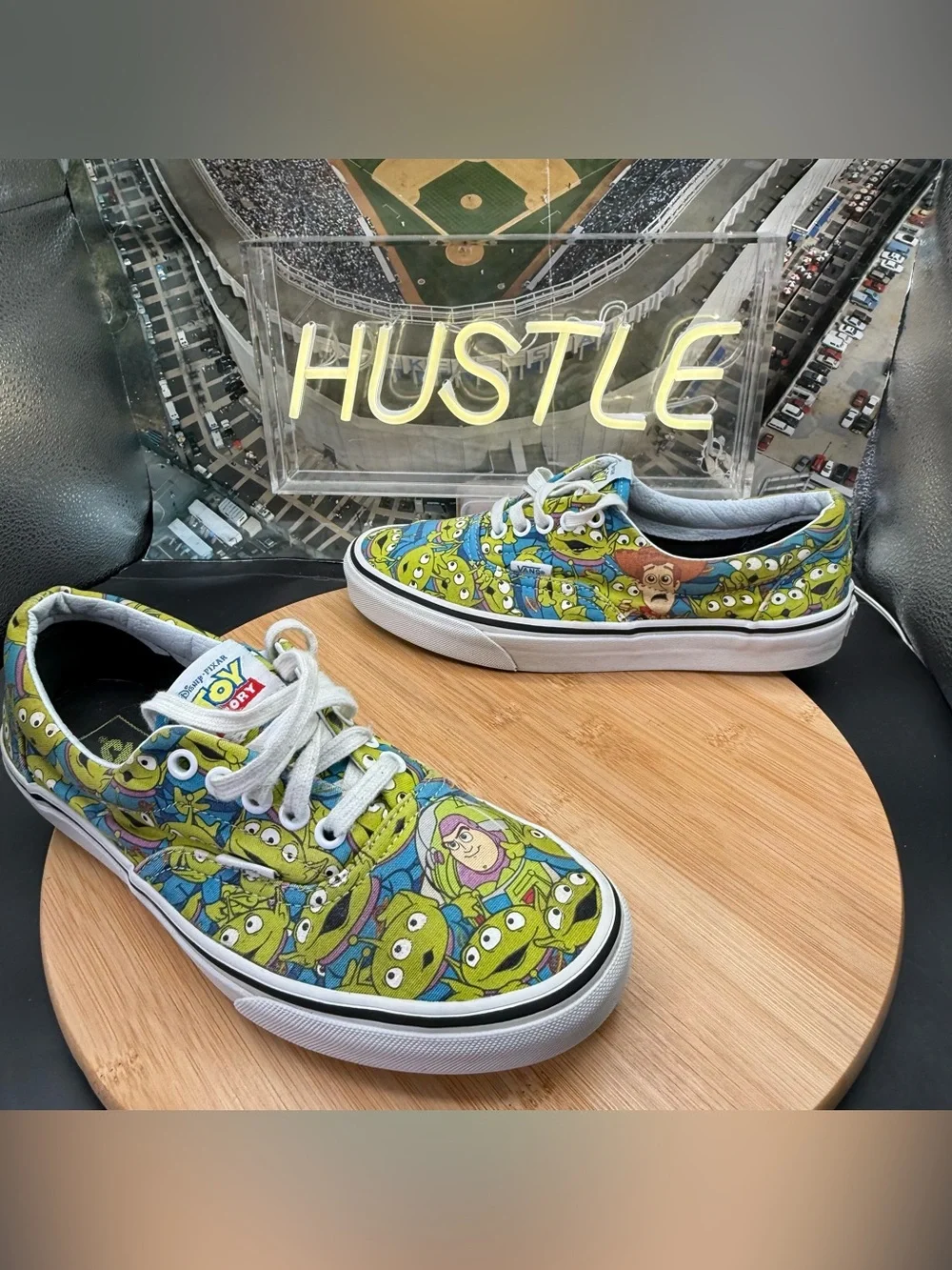 Vans Era Toy Story Aliens Women’s 9/ Men’s 7.5